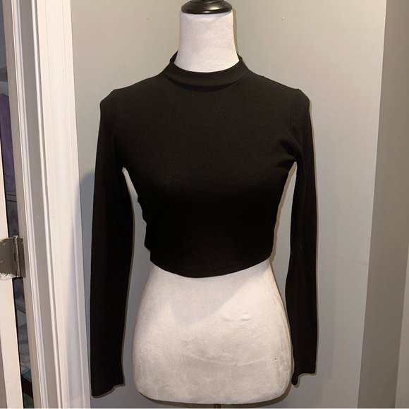 Forever 21 Tops - Forever 21 High Neck Long Sleeve Criss Cross Open Back Black Top